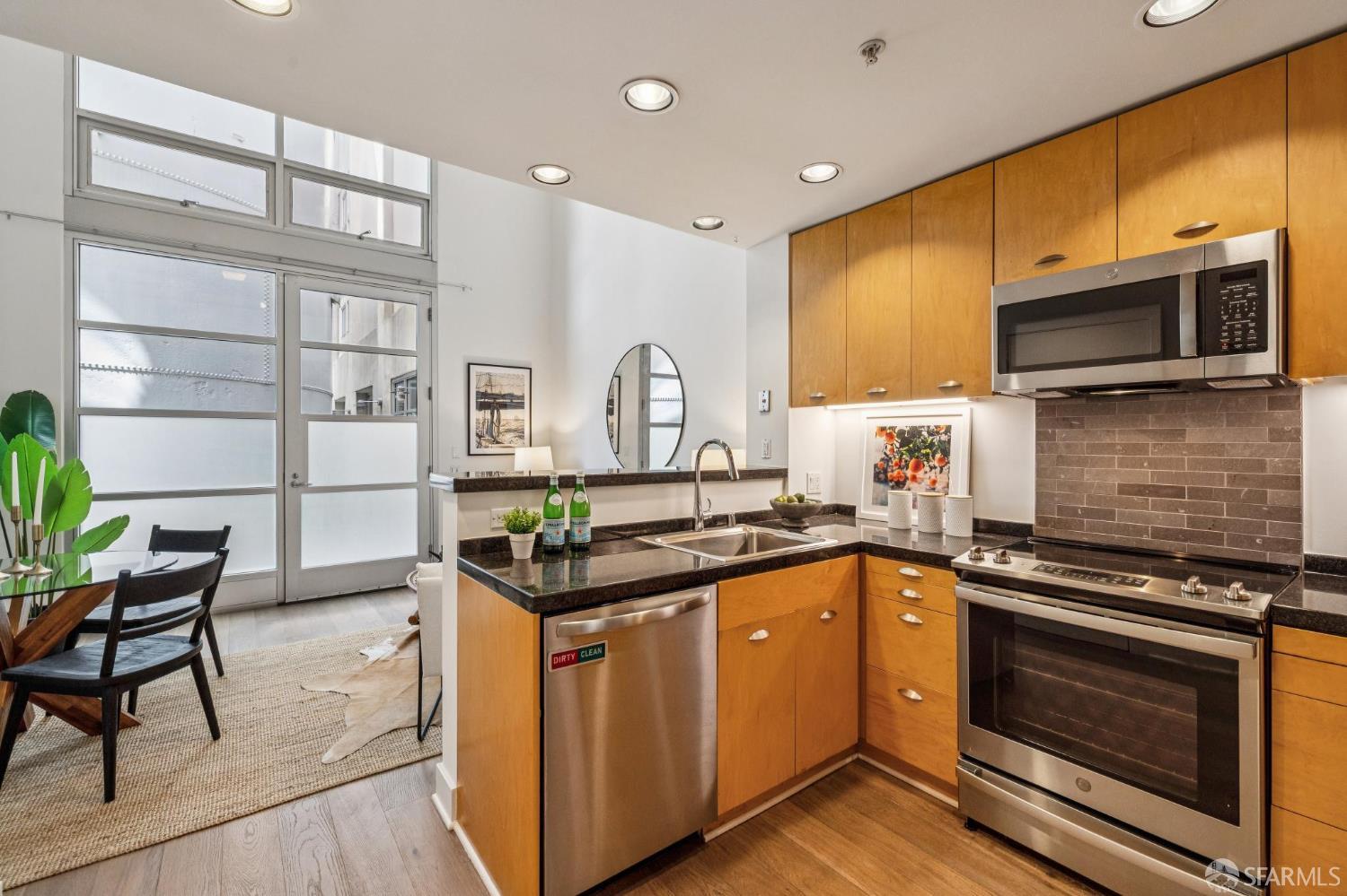 Photo #16: 426133384 Listing: Photo #16