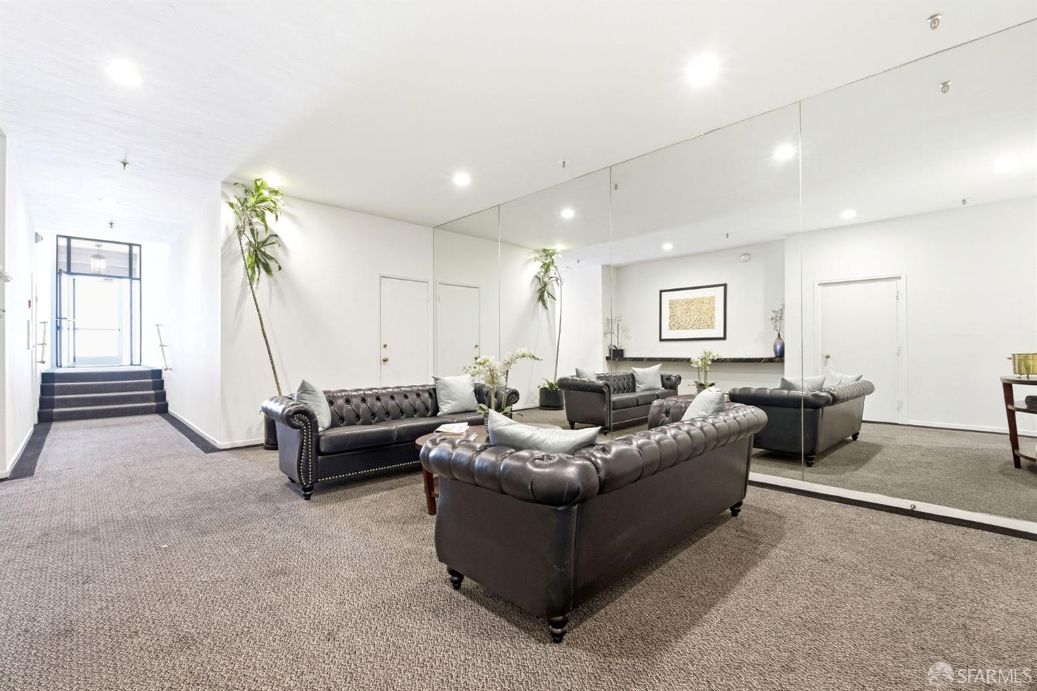 Photo #21: 426133329 Listing: Photo #21