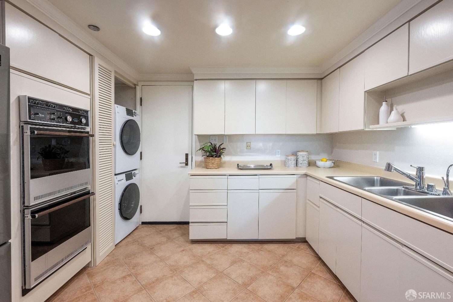 Photo #30: 426133223 Listing: Photo #30