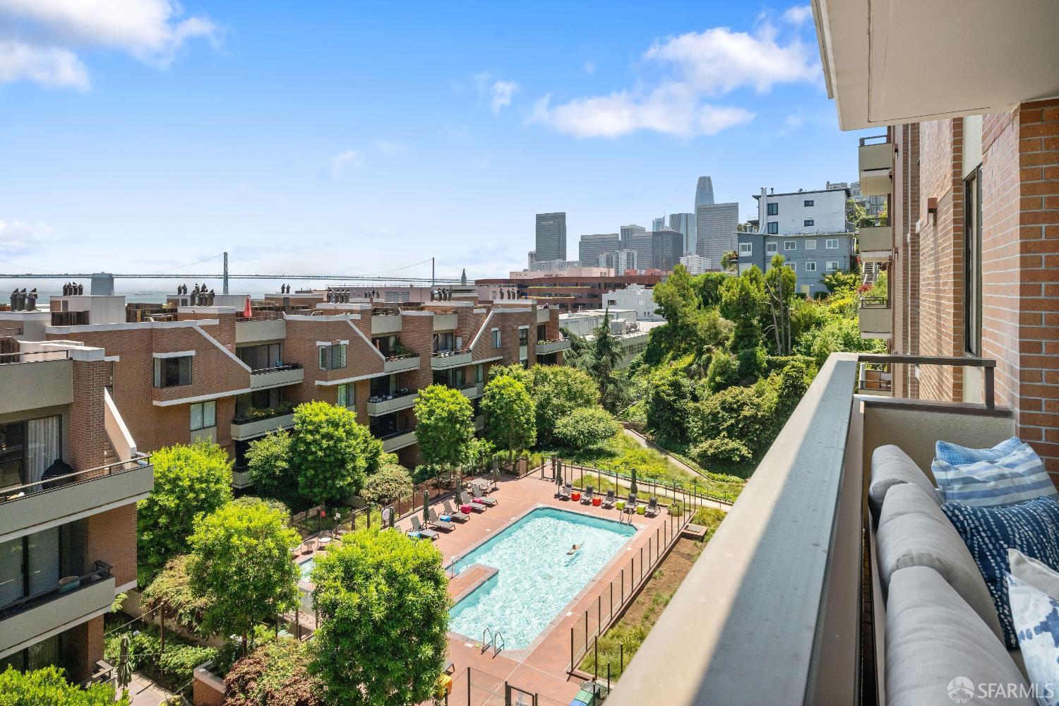 Photo #15: 426133223 Listing: Photo #15
