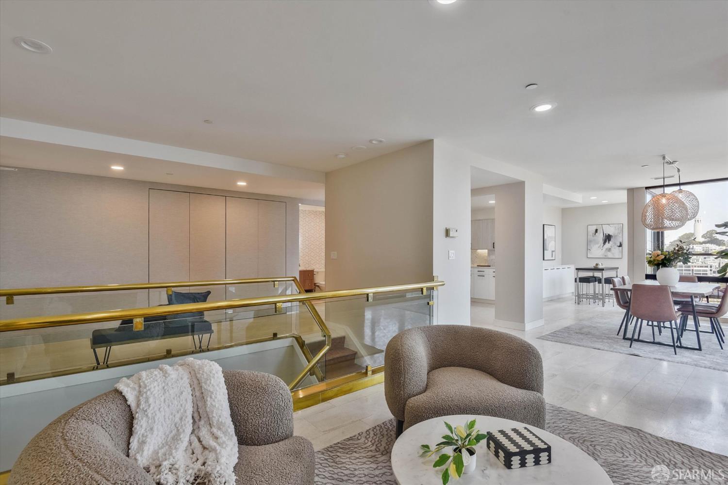 Photo #5: 426133783 Listing: Photo #5