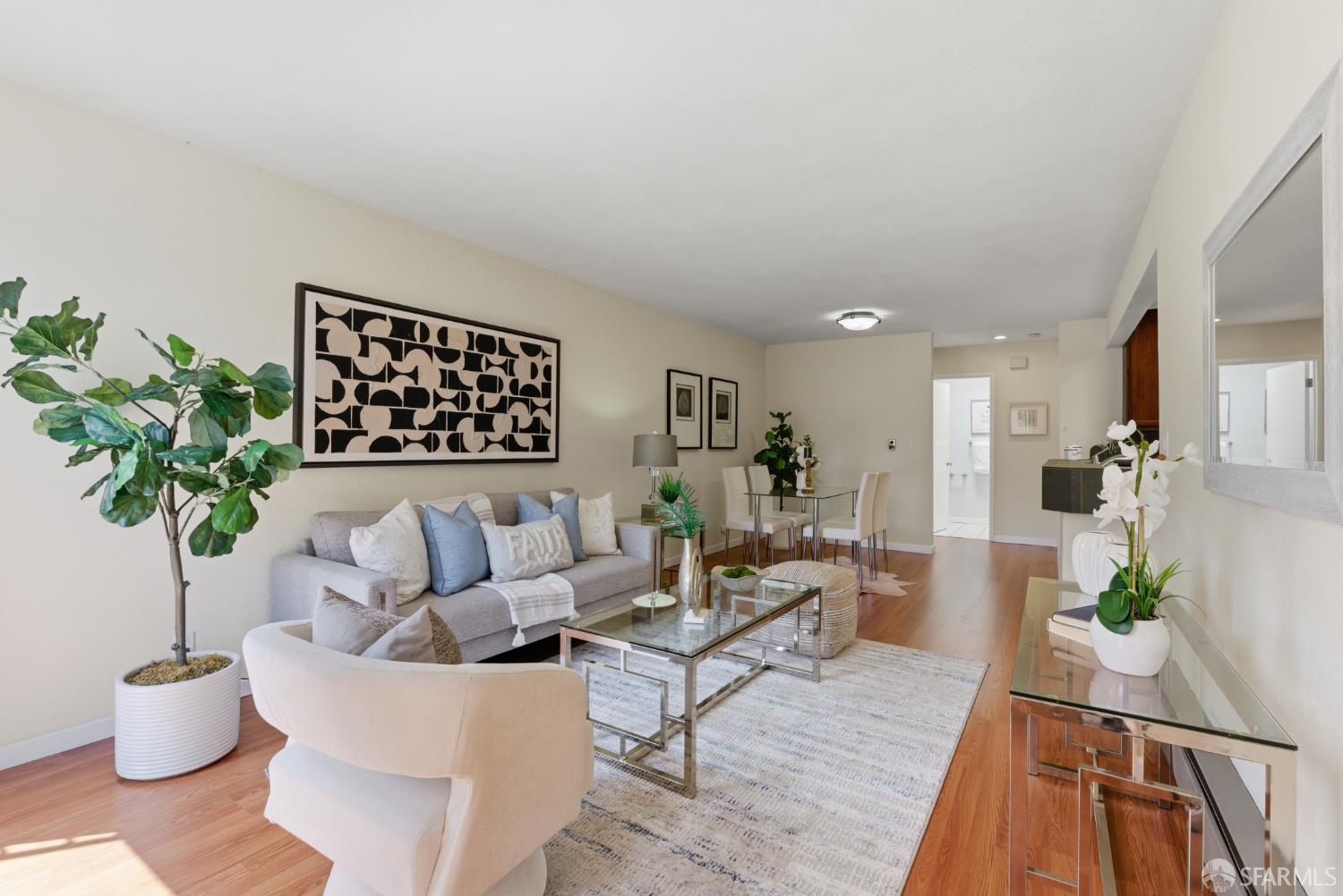 Photo #13: 426134042 Listing: Photo #13