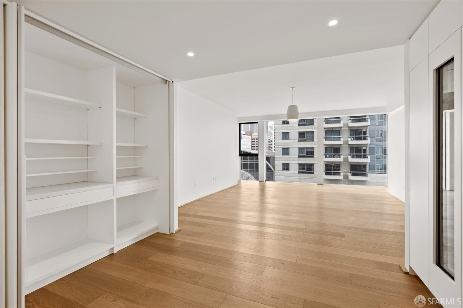 Photo #8: 426134027 Listing: Photo #8