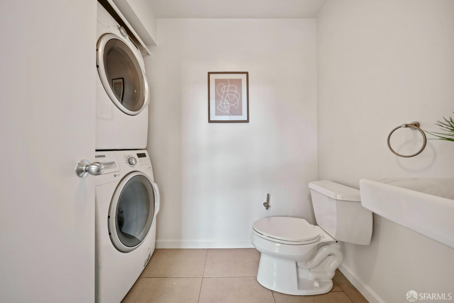 Photo #23: 426125339 Listing: Photo #23