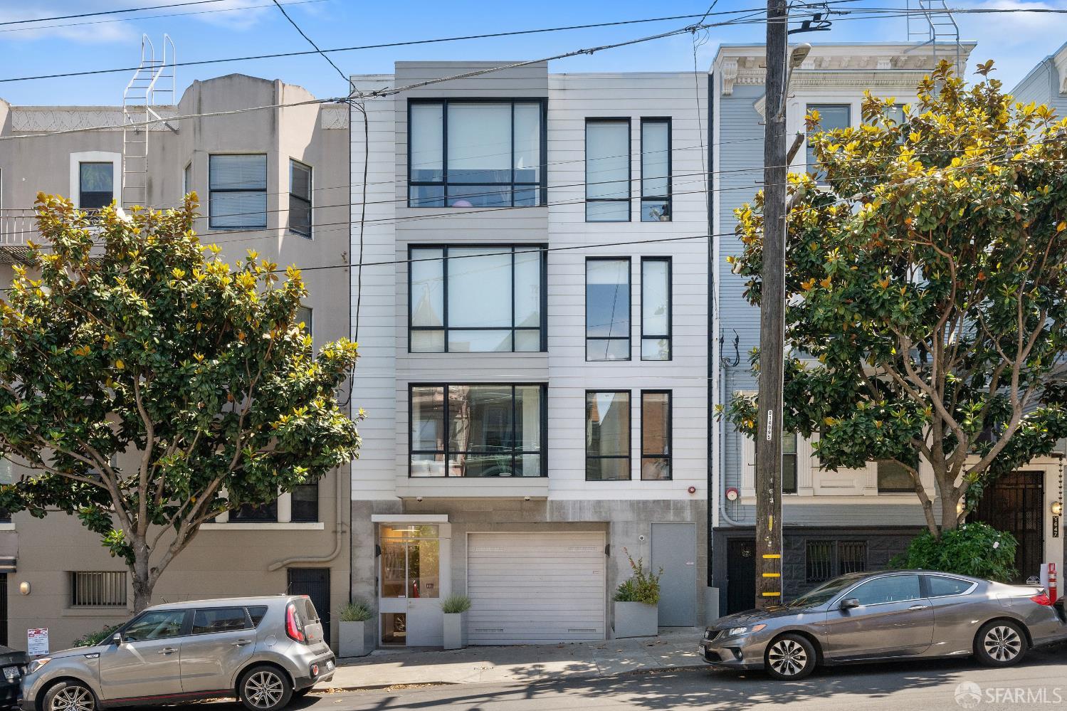 1633 Mcallister Street
