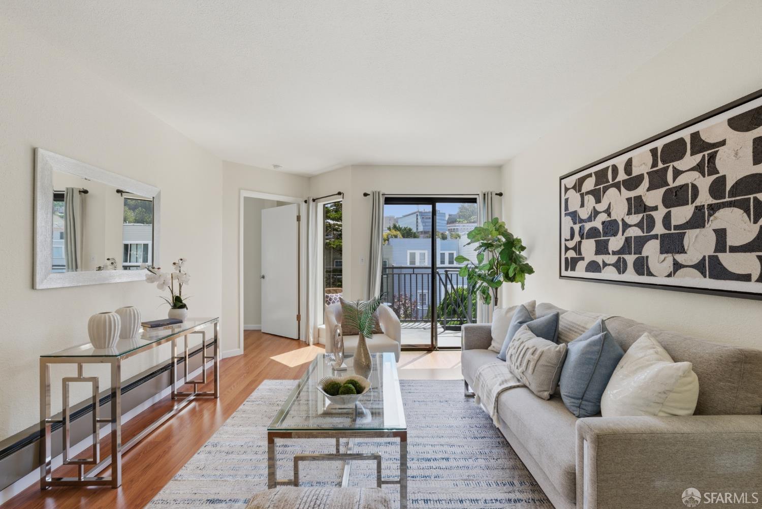 Photo #10: 426134042 Listing: Photo #10