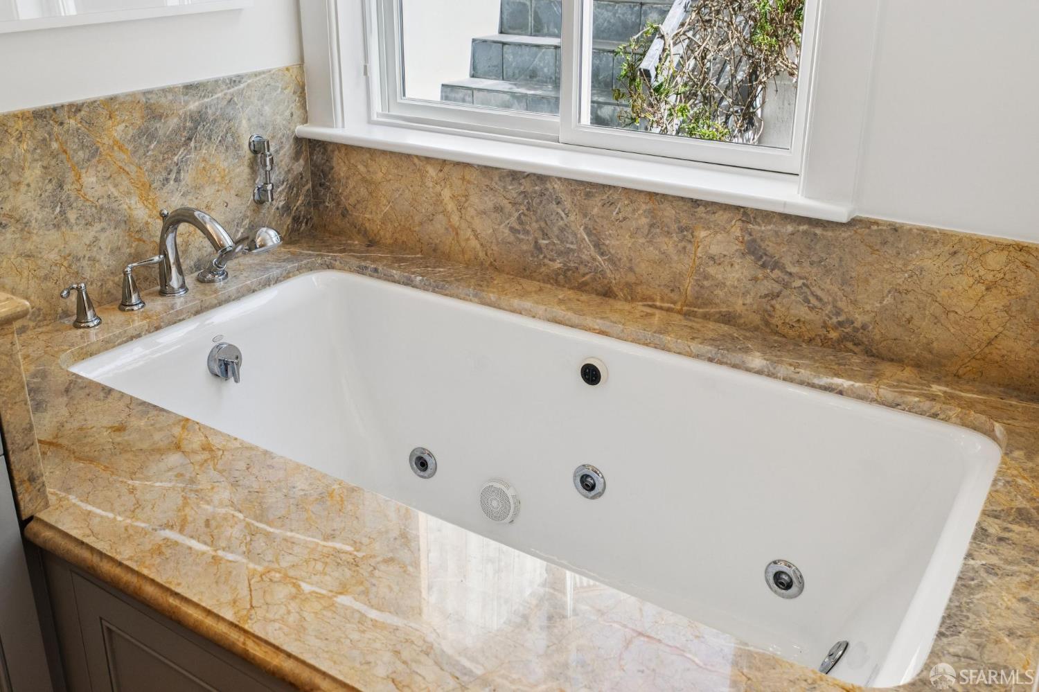 Photo #61: 426133817 Listing: Photo #61