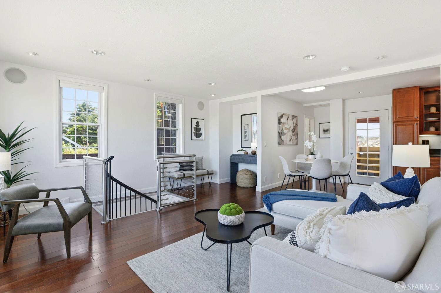 Photo #8: 426134400 Listing: Photo #8