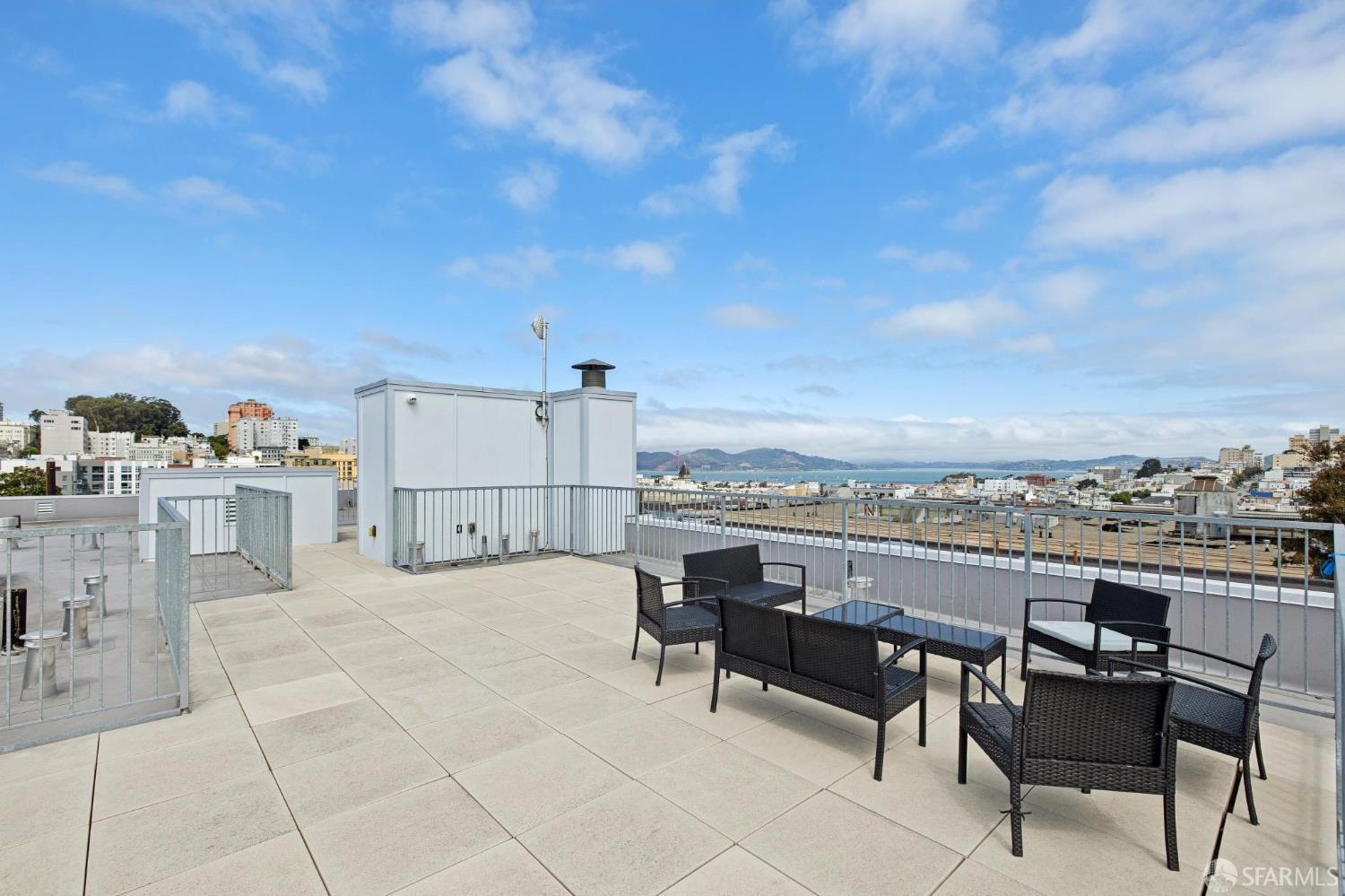 Photo #54: 426133971 Listing: Photo #54