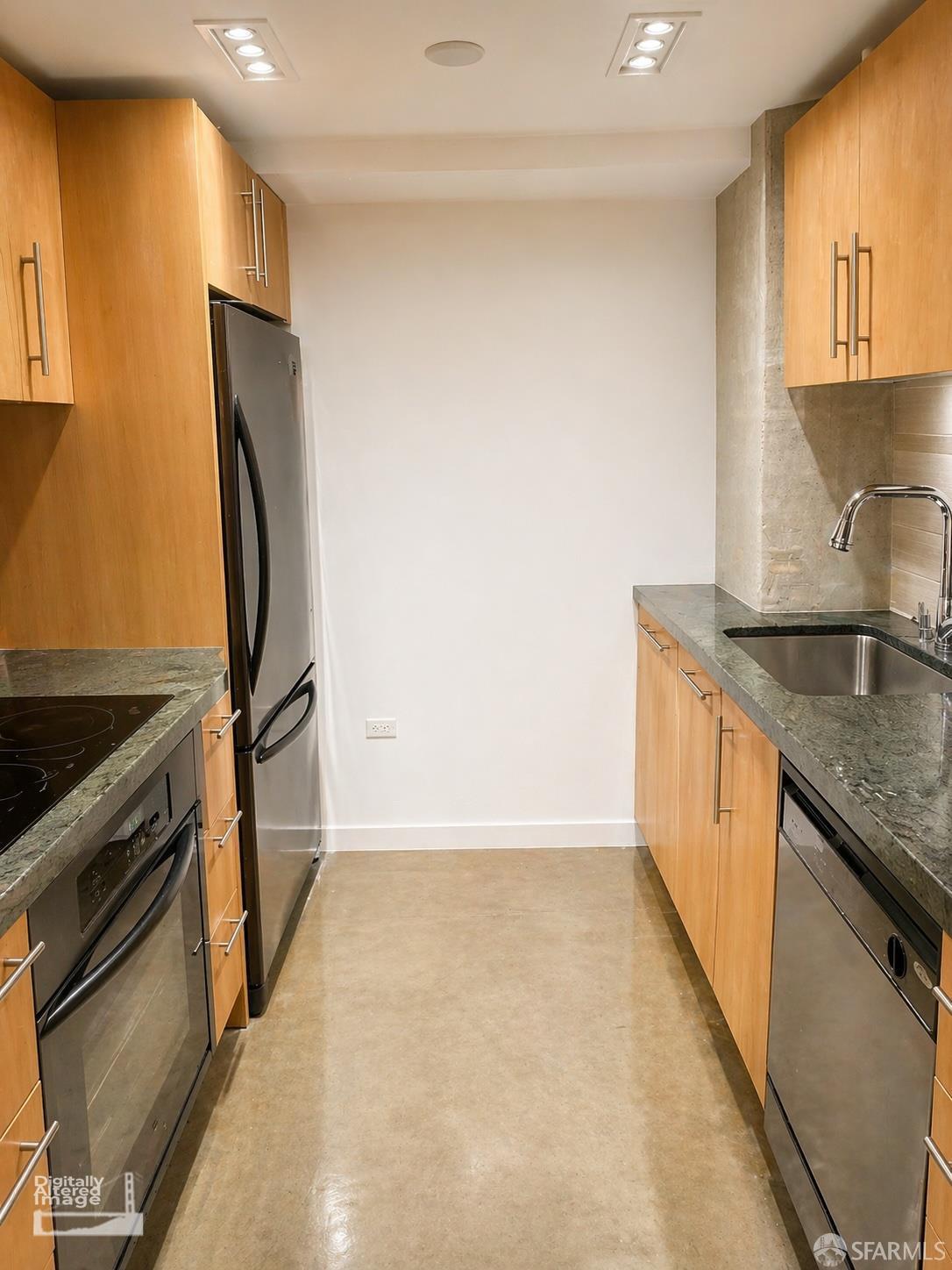 Photo #7: 426134351 Listing: Photo #7