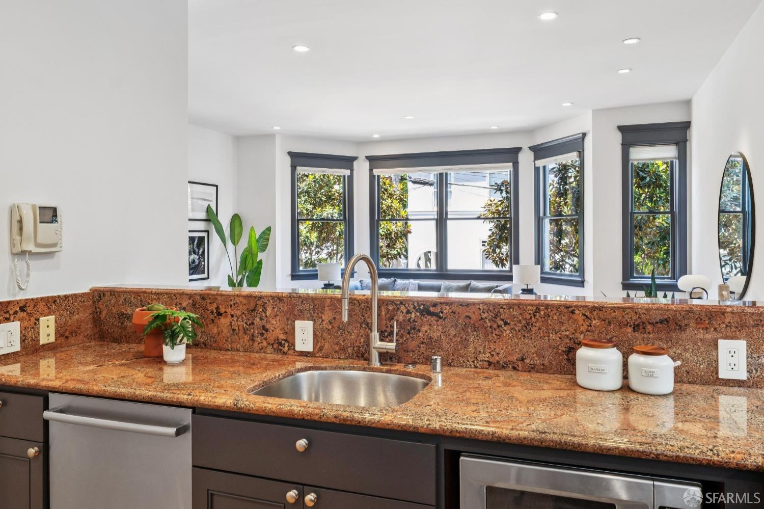 Photo #17: 426133817 Listing: Photo #17