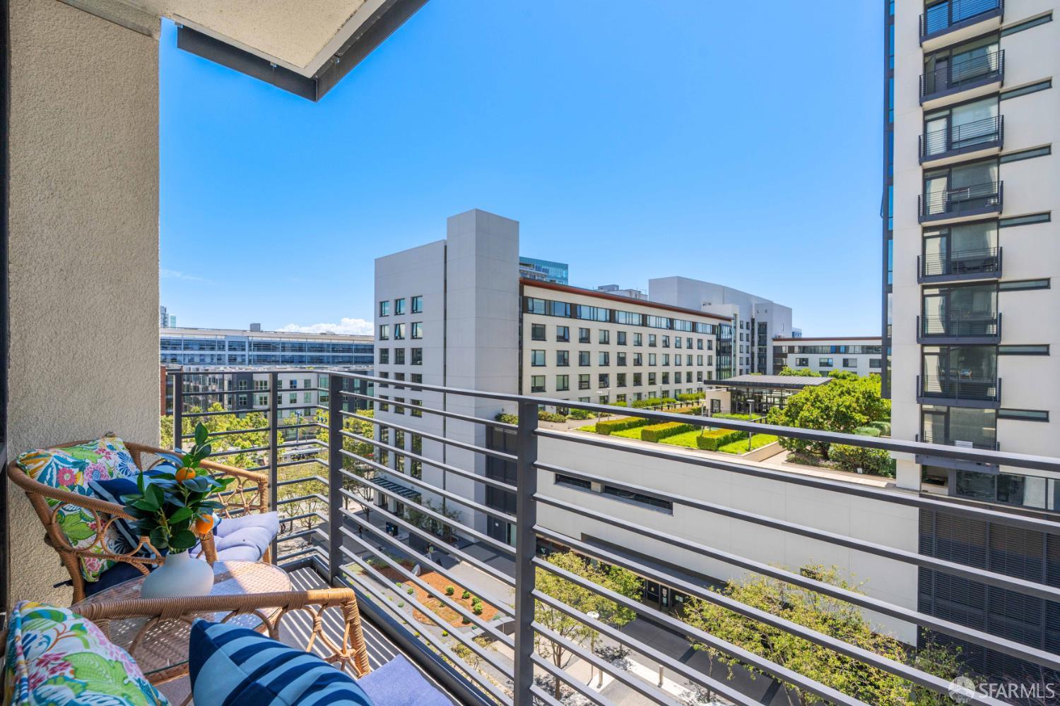 Photo #19: 426127756 Listing: Photo #19