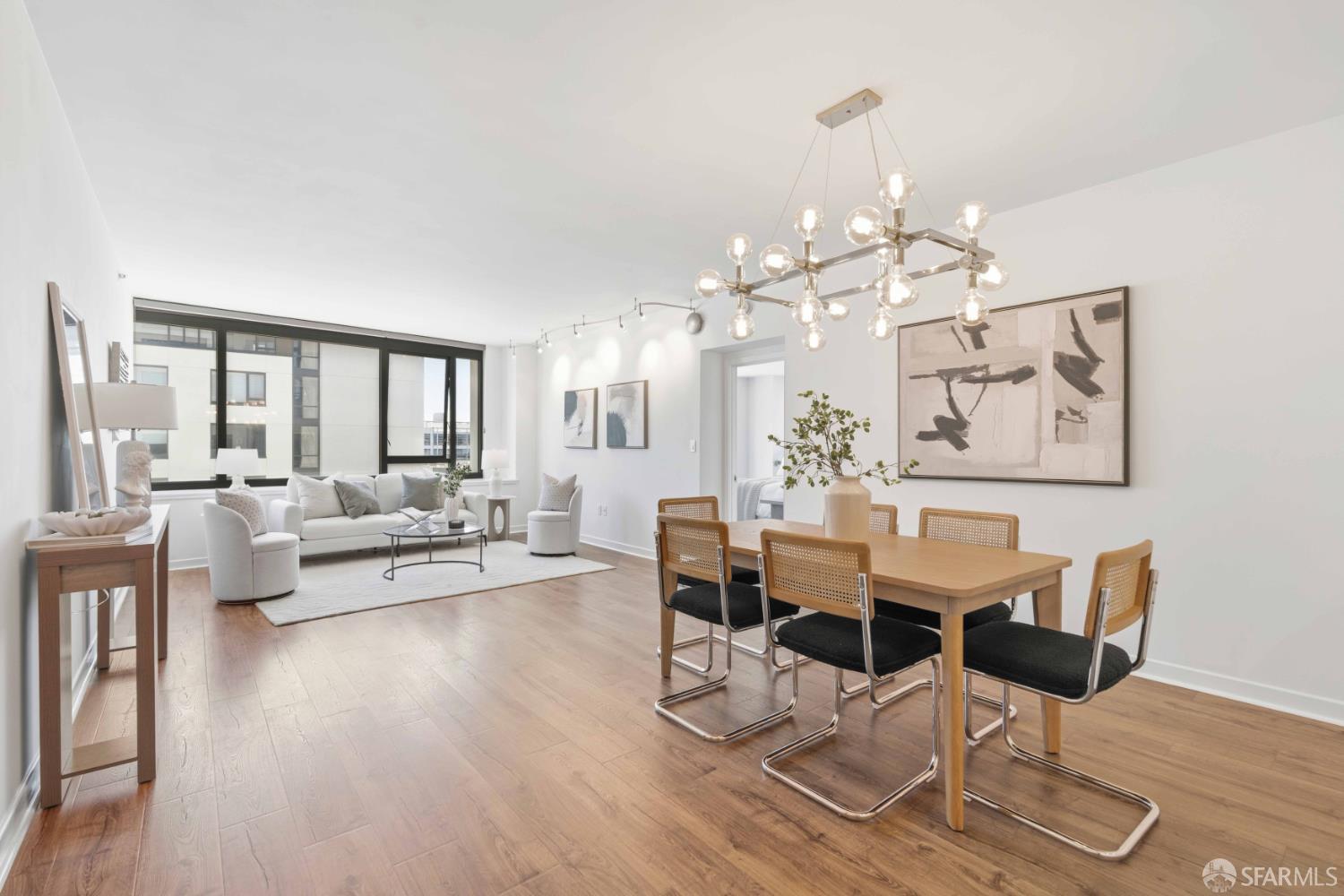 Browse active condo listings in MISSION BAY