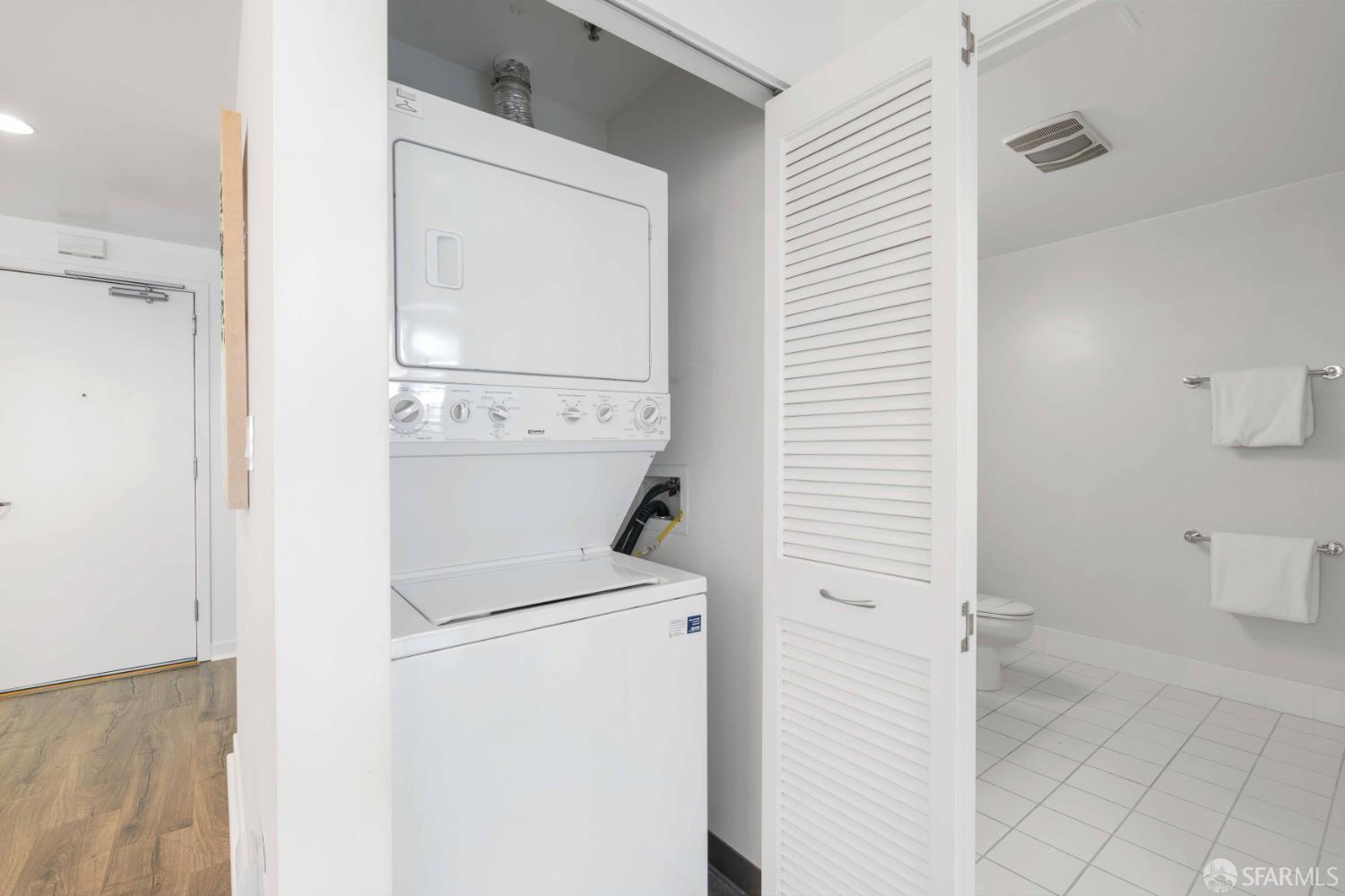 Photo #27: 426127756 Listing: Photo #27