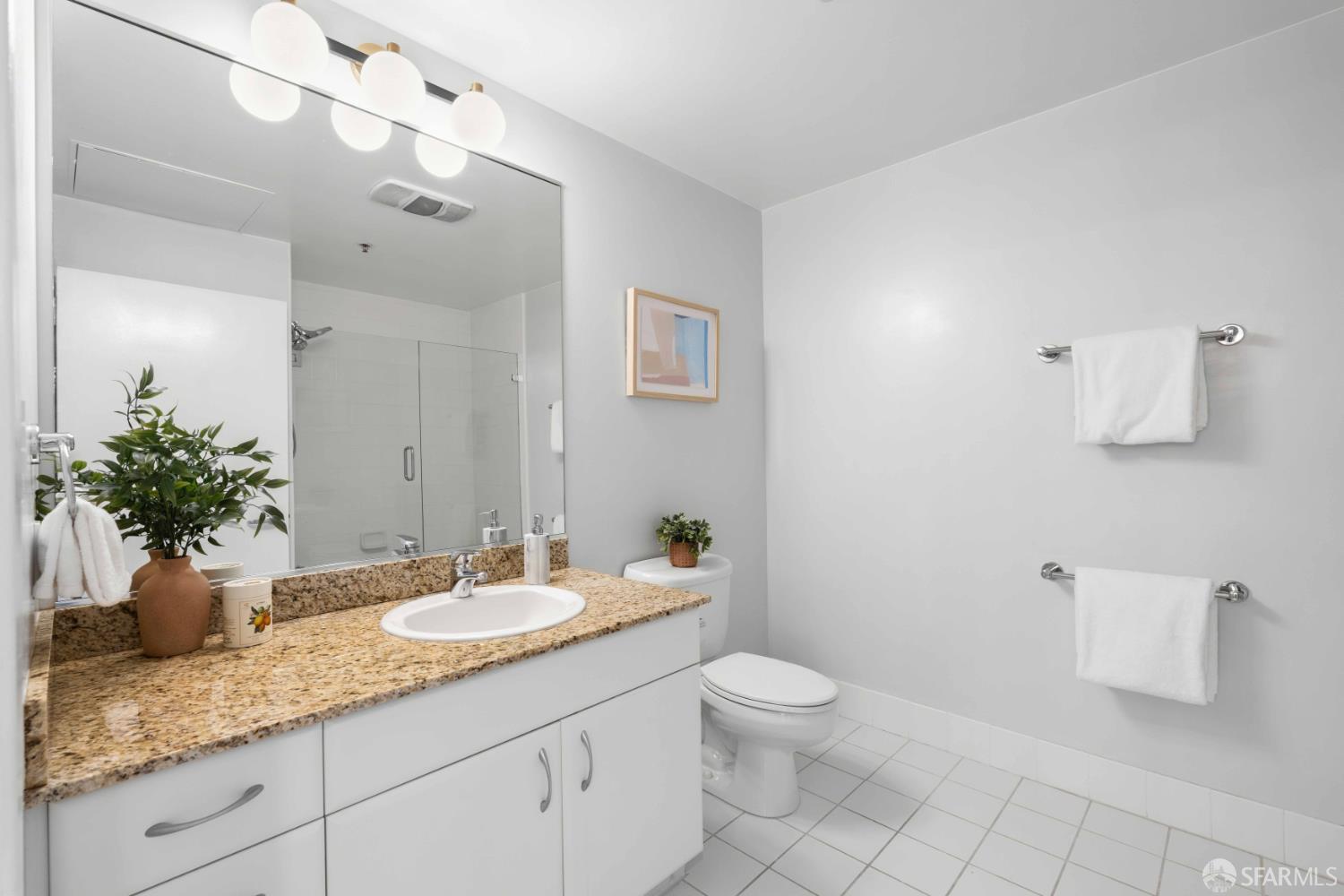 Photo #25: 426127756 Listing: Photo #25