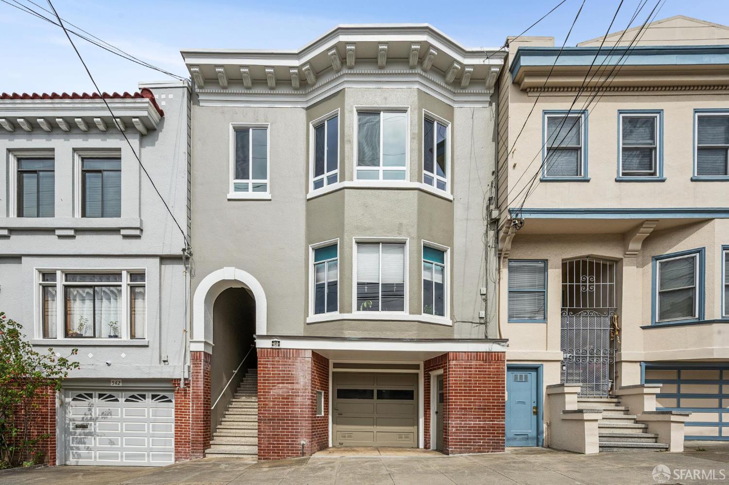 546-548 17th Avenue