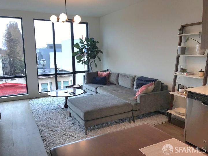 Photo #28: 426119137 Listing: Photo #28