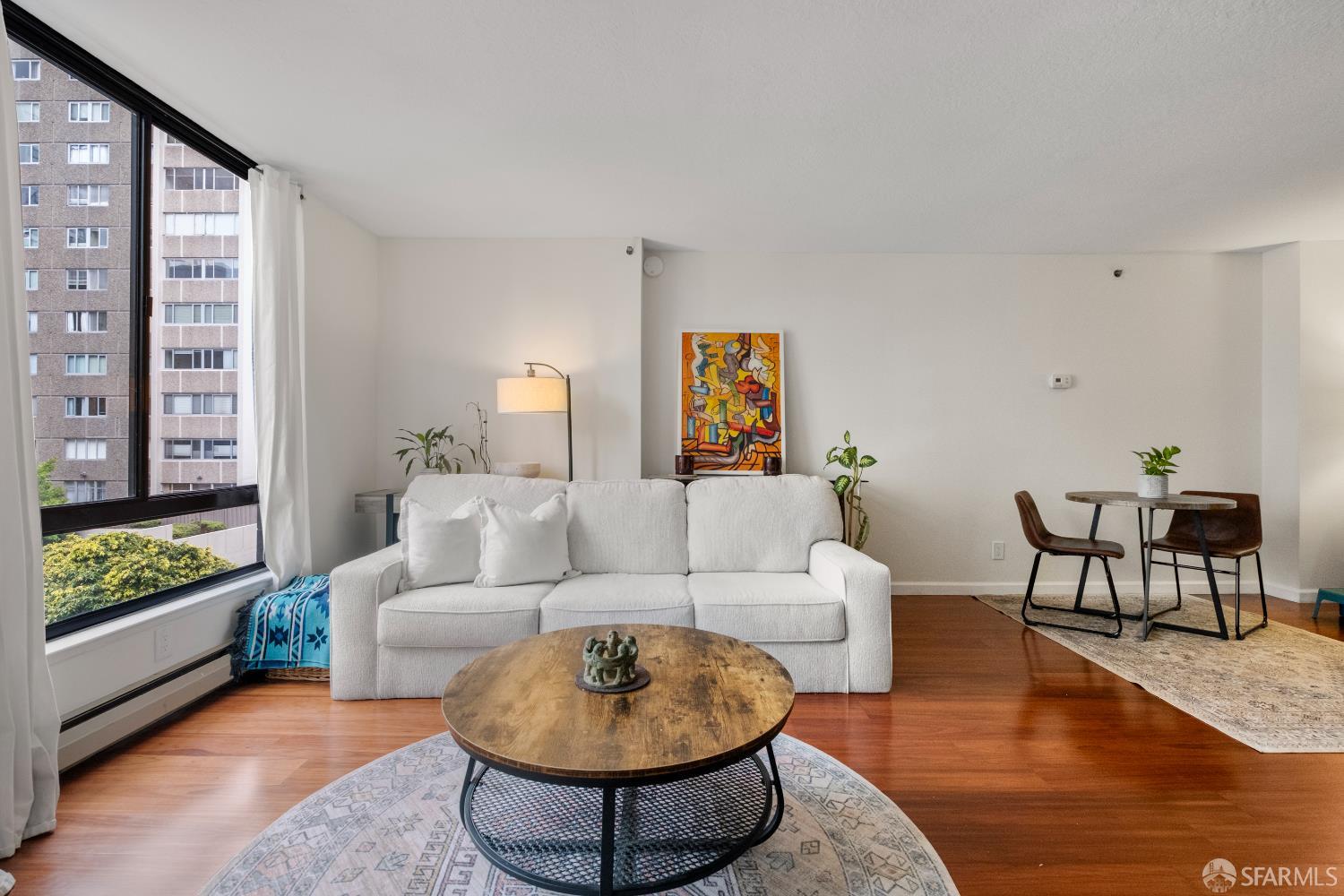 Photo #8: 426130253 Listing: Photo #8