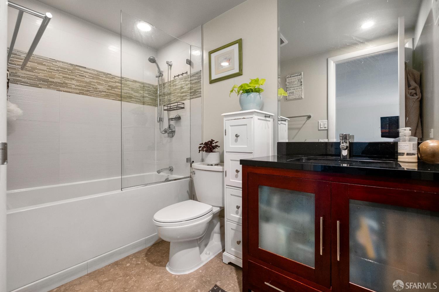 Photo #20: 426130253 Listing: Photo #20
