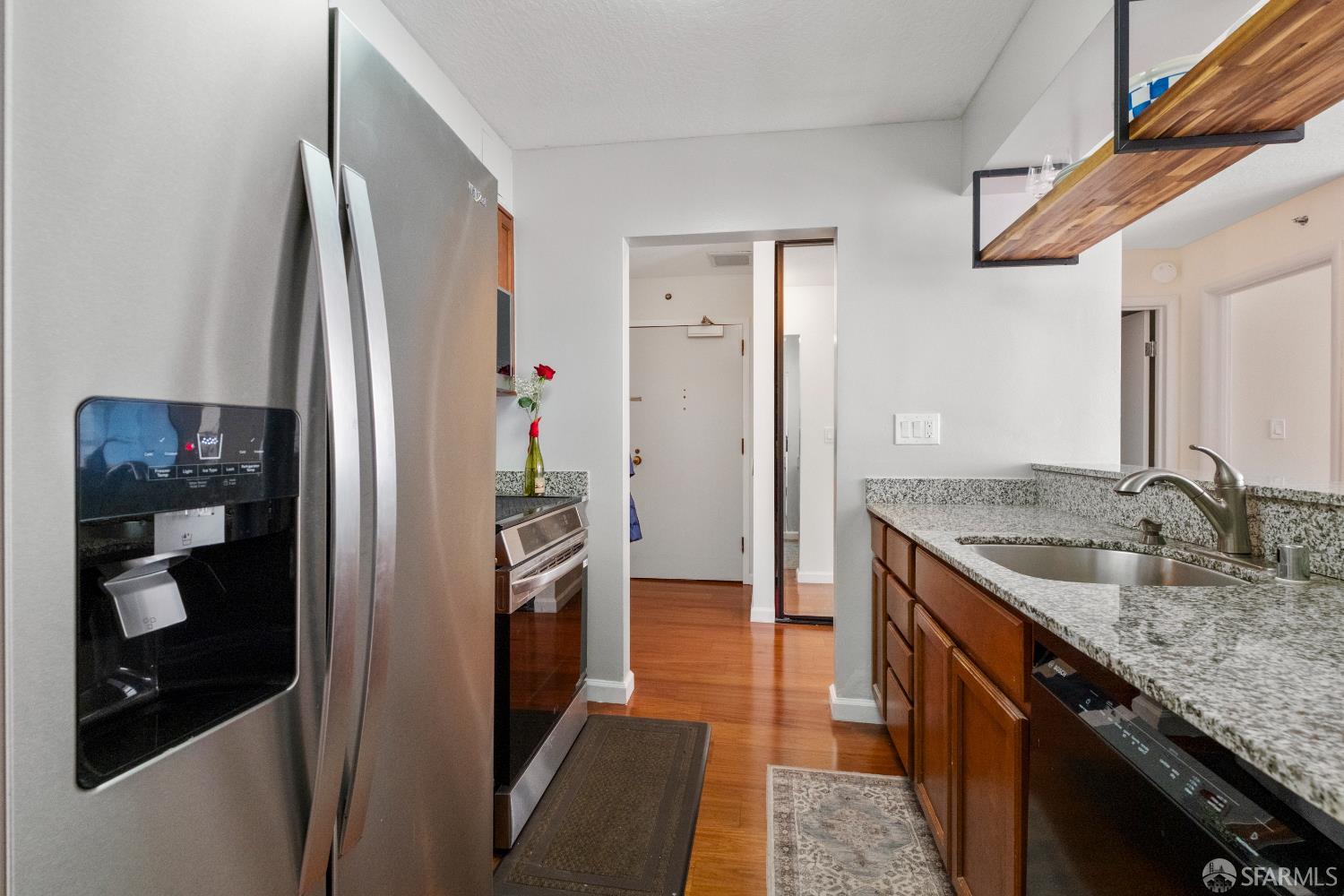 Photo #15: 426130253 Listing: Photo #15