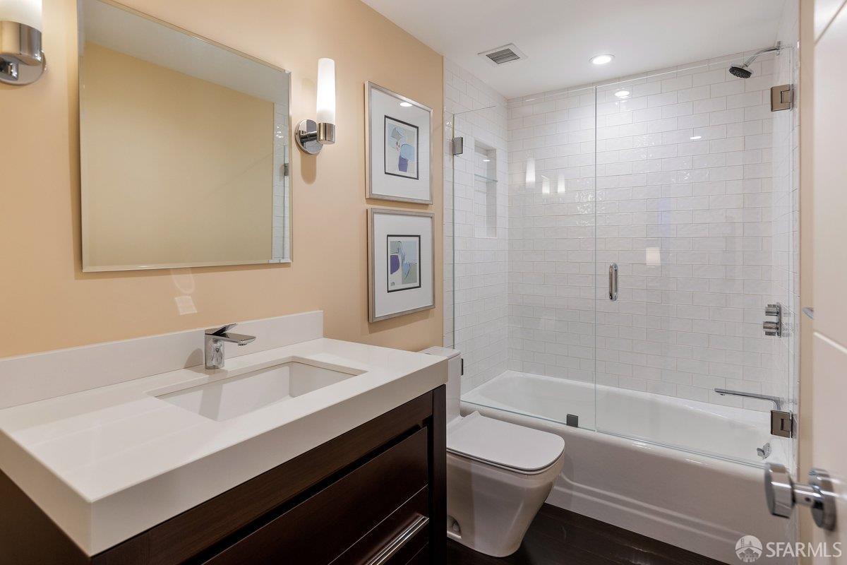 Photo #23: 426135520 Listing: Photo #23