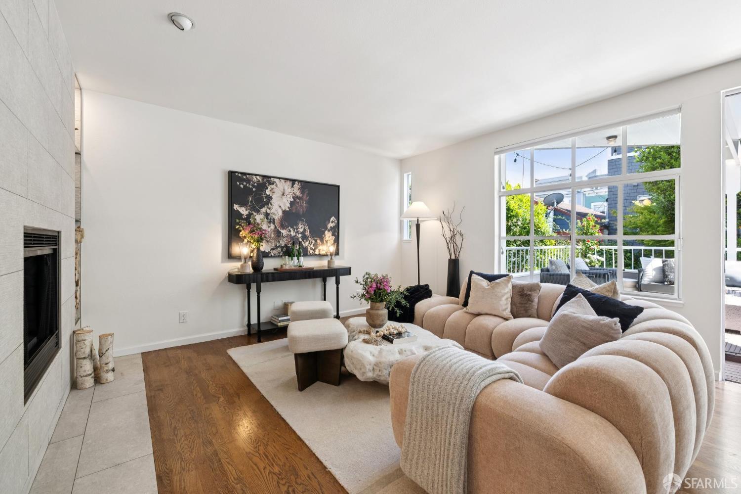 Photo #4: 426135531 Listing: Photo #4