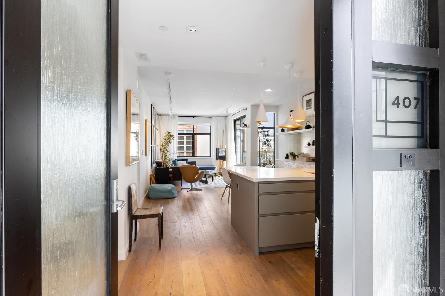 Photo #11: 426135728 Listing: Photo #11