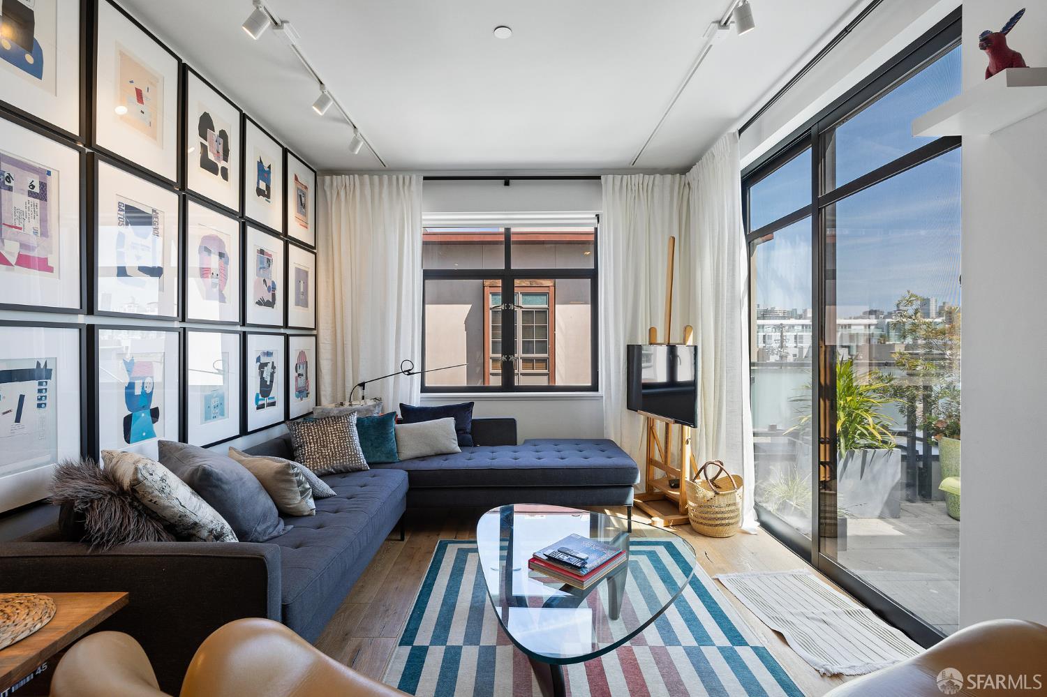Photo #14: 426135728 Listing: Photo #14