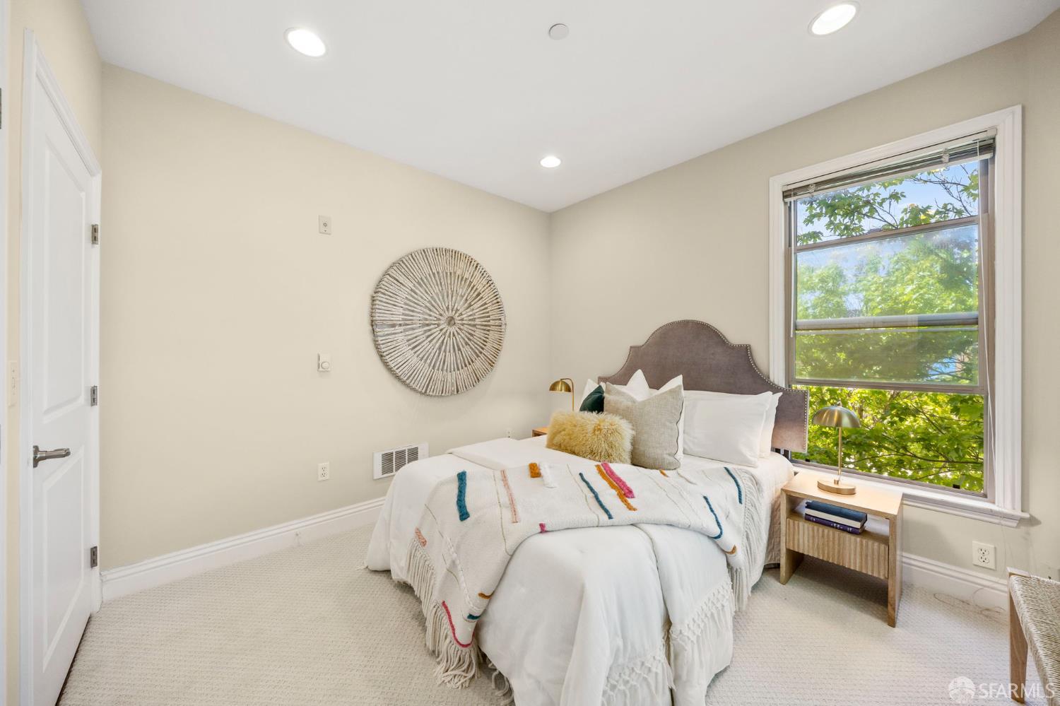 Photo #29: 426132566 Listing: Photo #29