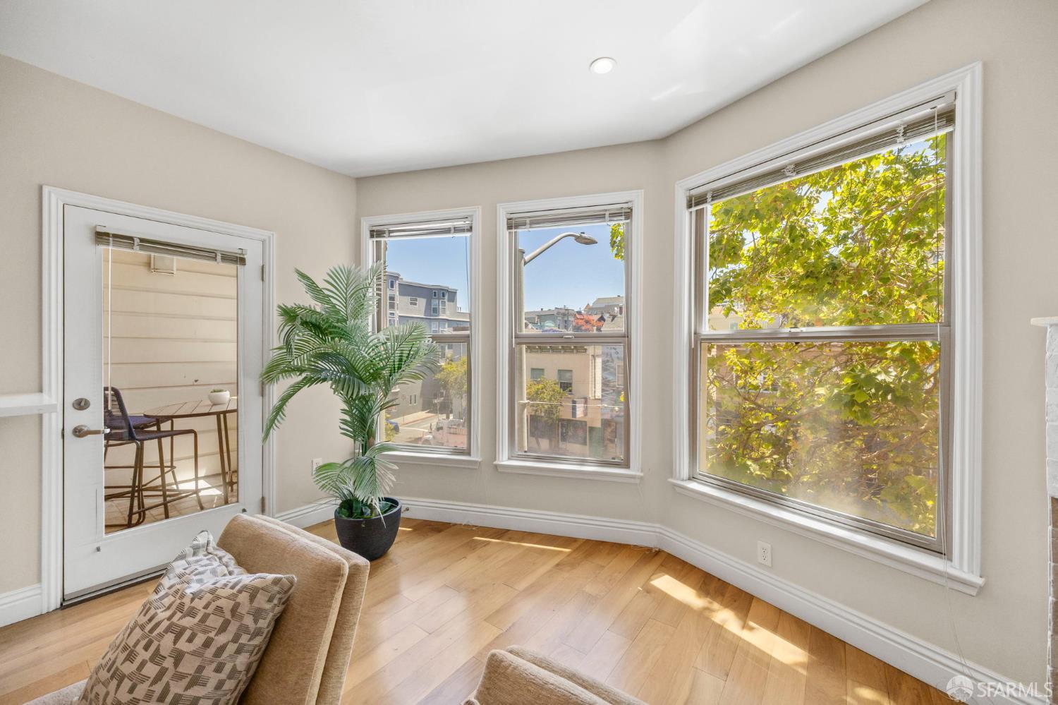 Photo #15: 426132566 Listing: Photo #15