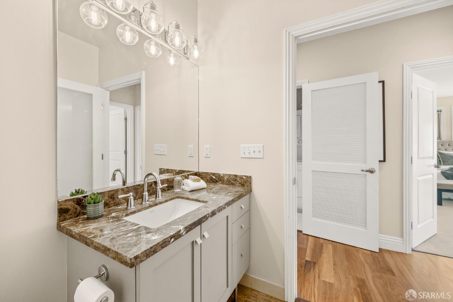 Photo #31: 426132566 Listing: Photo #31