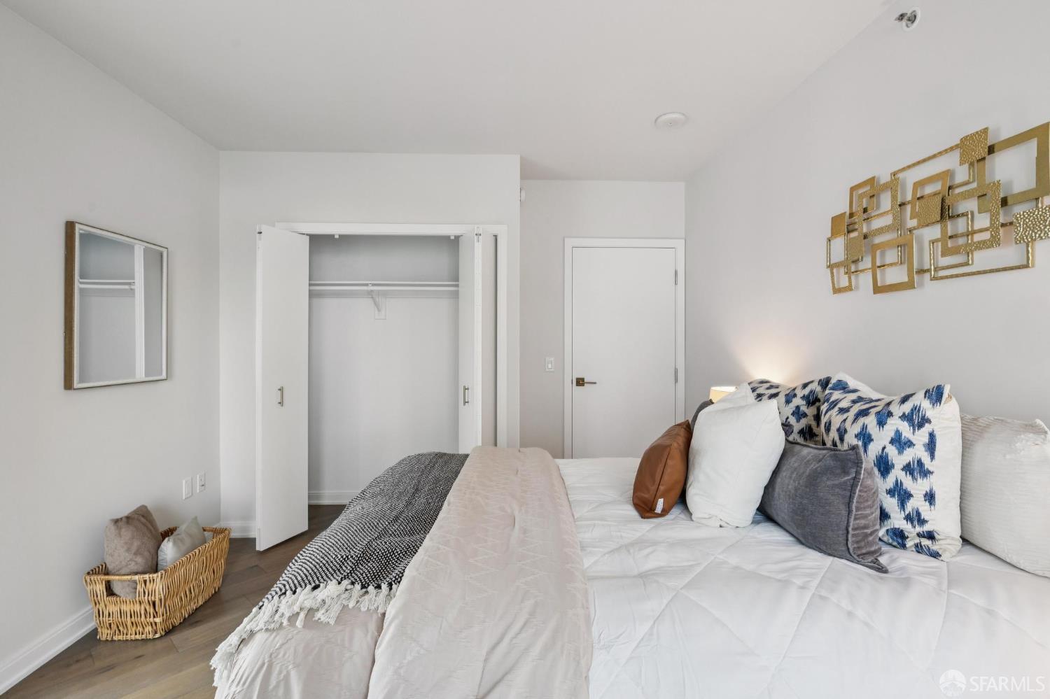 Photo #35: 426136351 Listing: Photo #35
