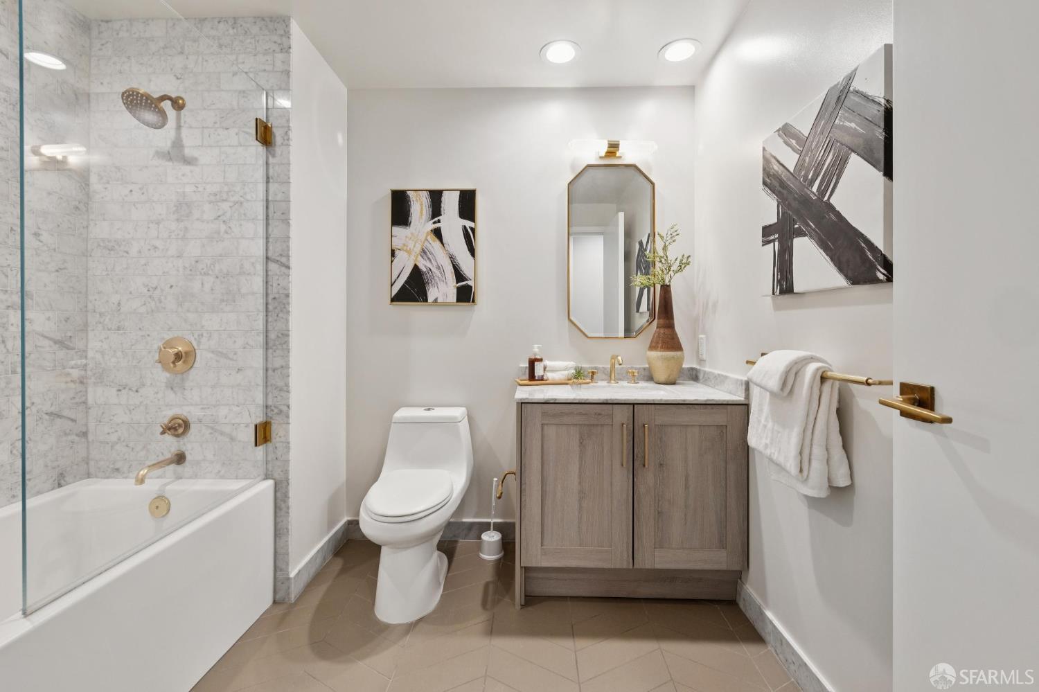 Photo #37: 426136351 Listing: Photo #37
