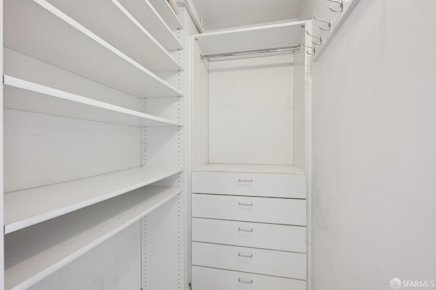 Photo #18: 426136212 Listing: Photo #18