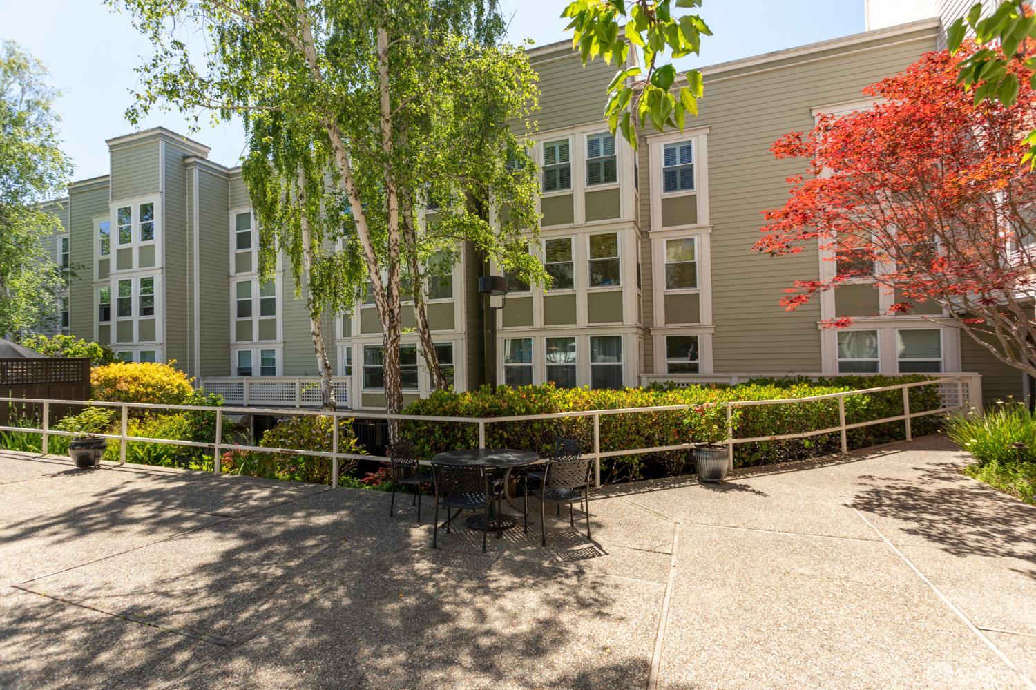 Photo #2: 426136254 Listing: Photo #2