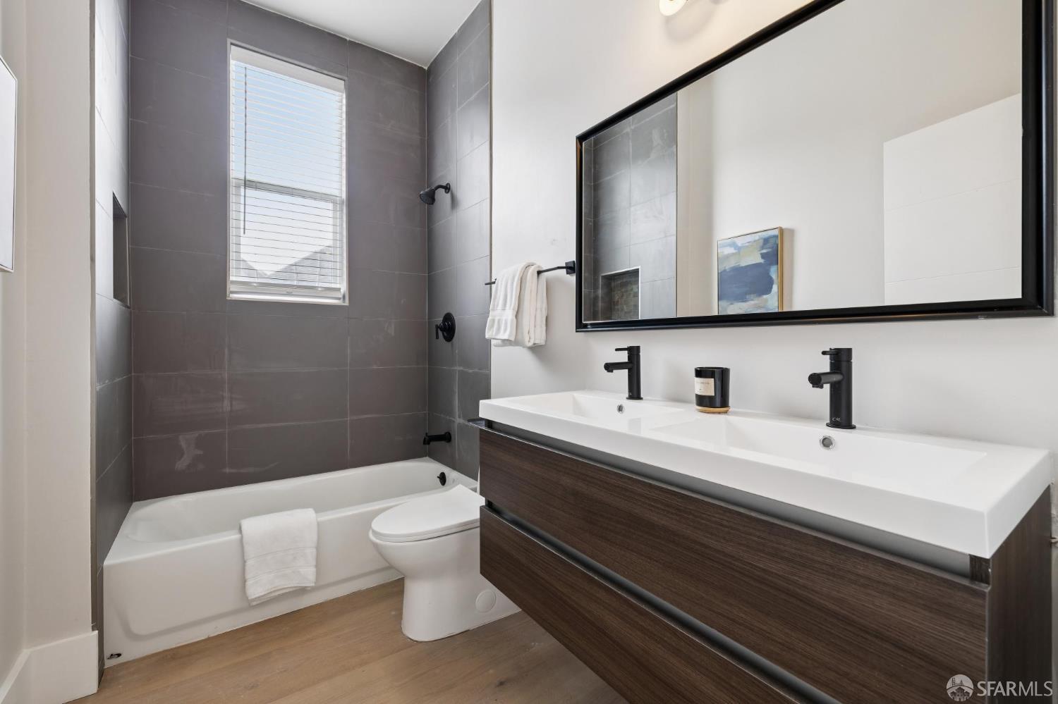 Photo #18: 426135773 Listing: Photo #18