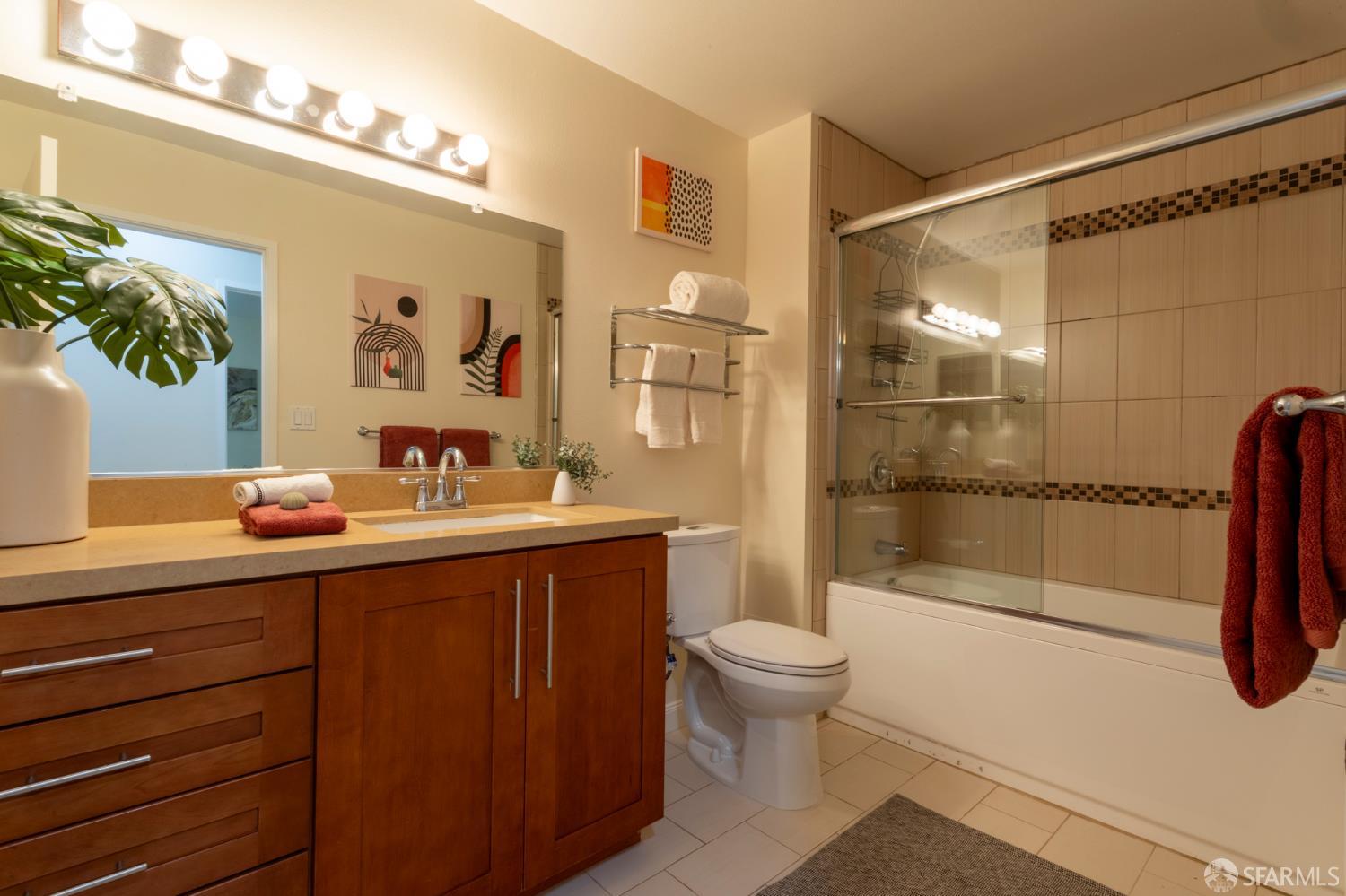 Photo #14: 426136254 Listing: Photo #14