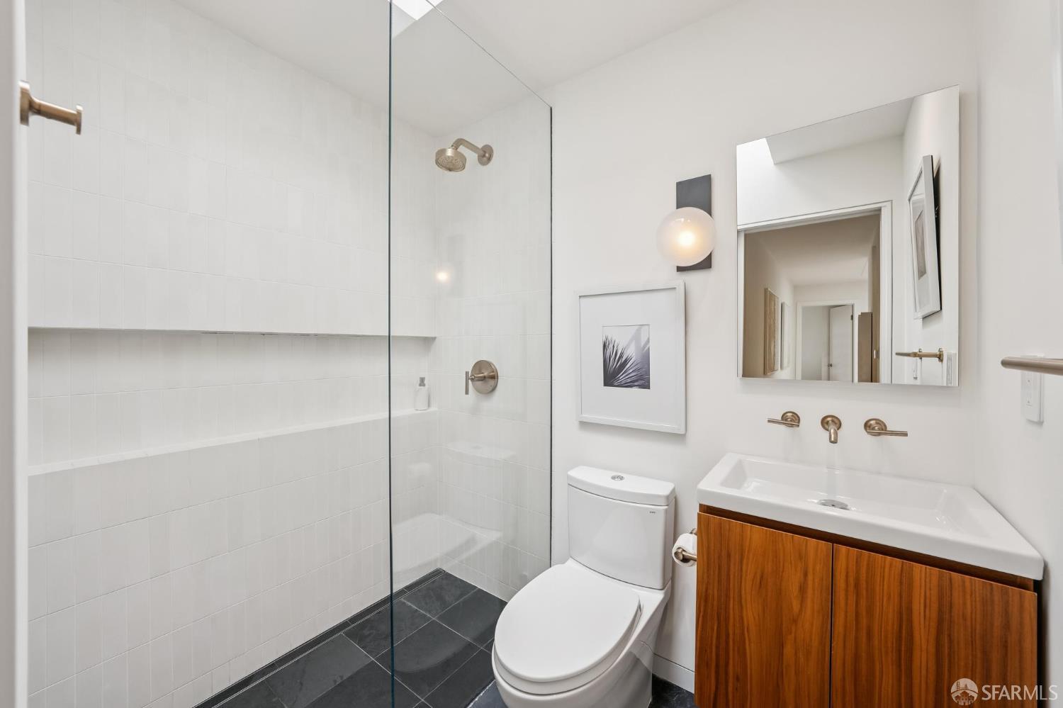 Photo #15: 426136364 Listing: Photo #15