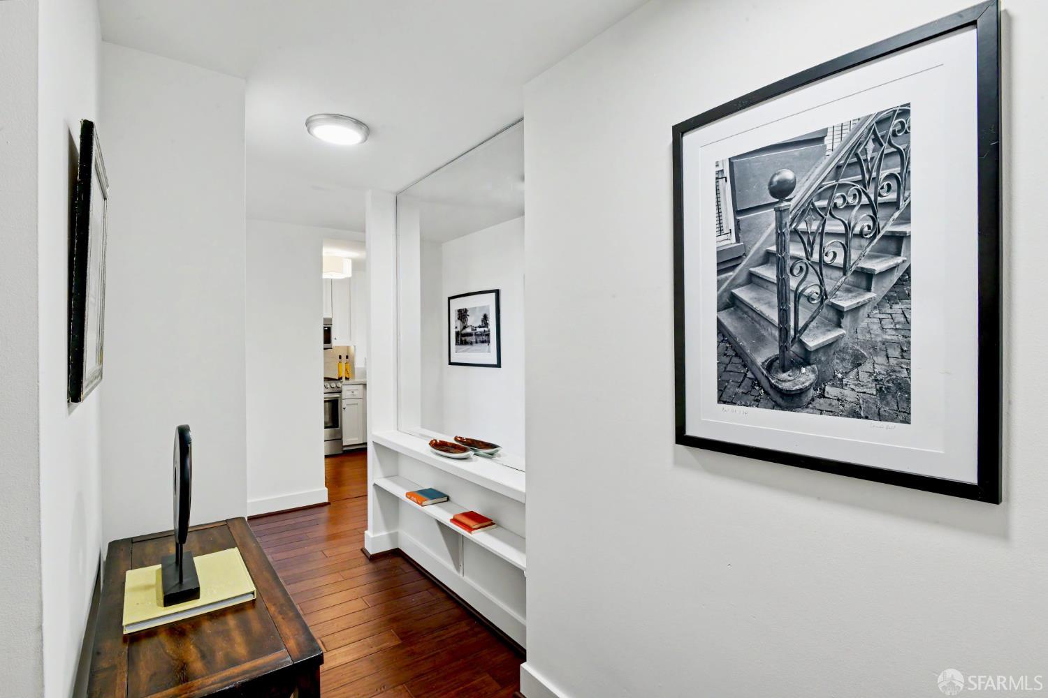 Photo #4: 426135725 Listing: Photo #4