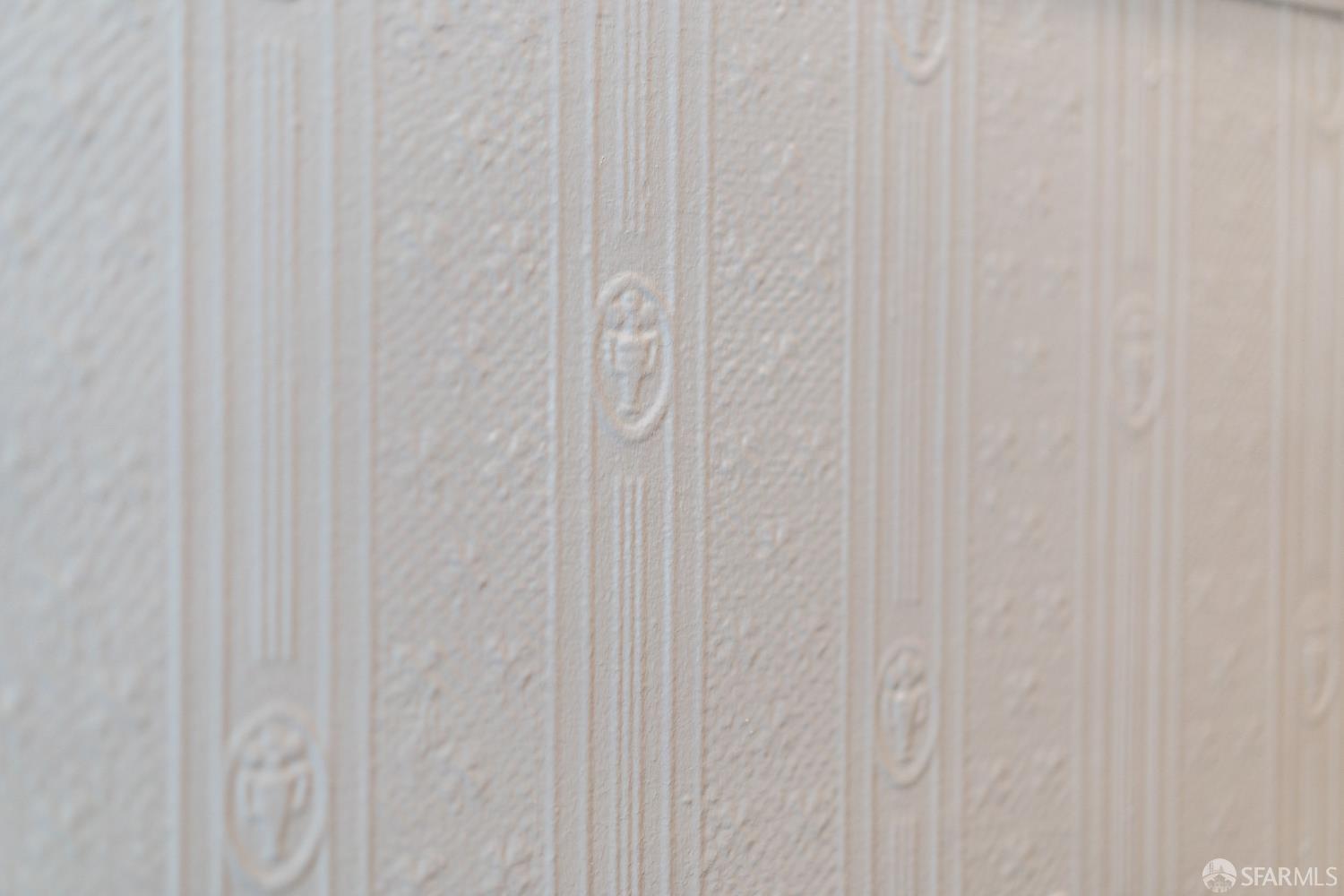 Photo #8: 426136012 Listing: Photo #8