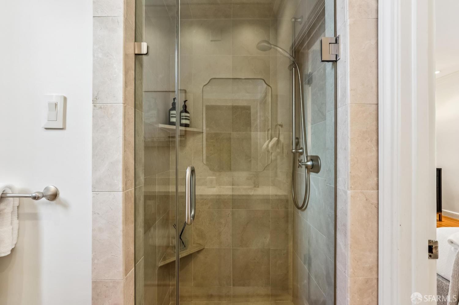 Photo #35: 426135652 Listing: Photo #35