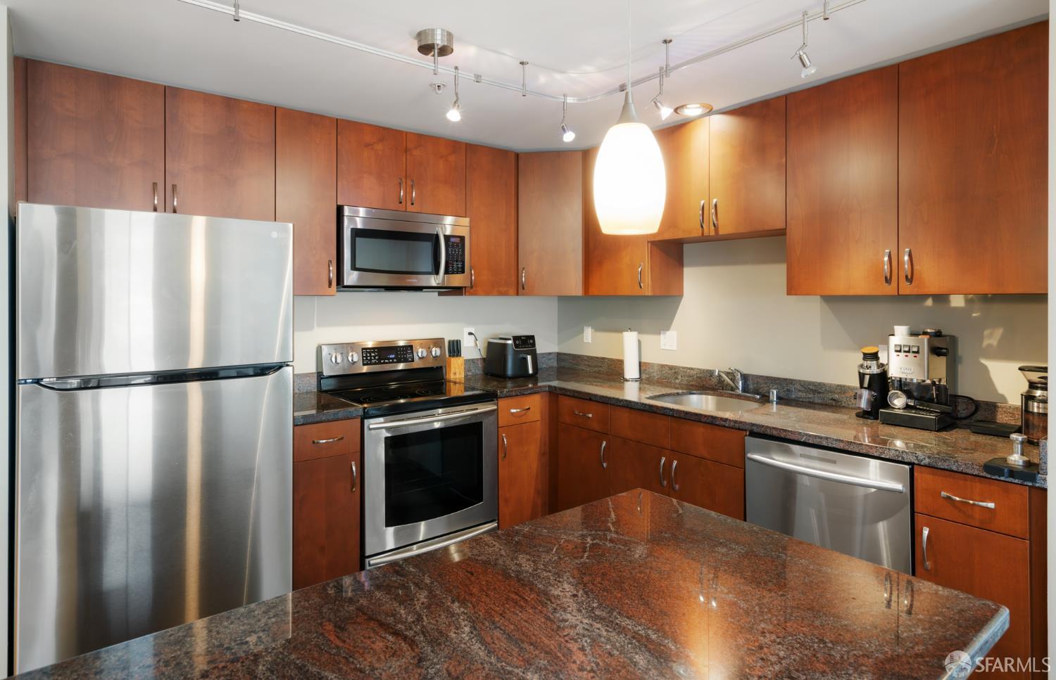 Photo #12: 426136749 Listing: Photo #12