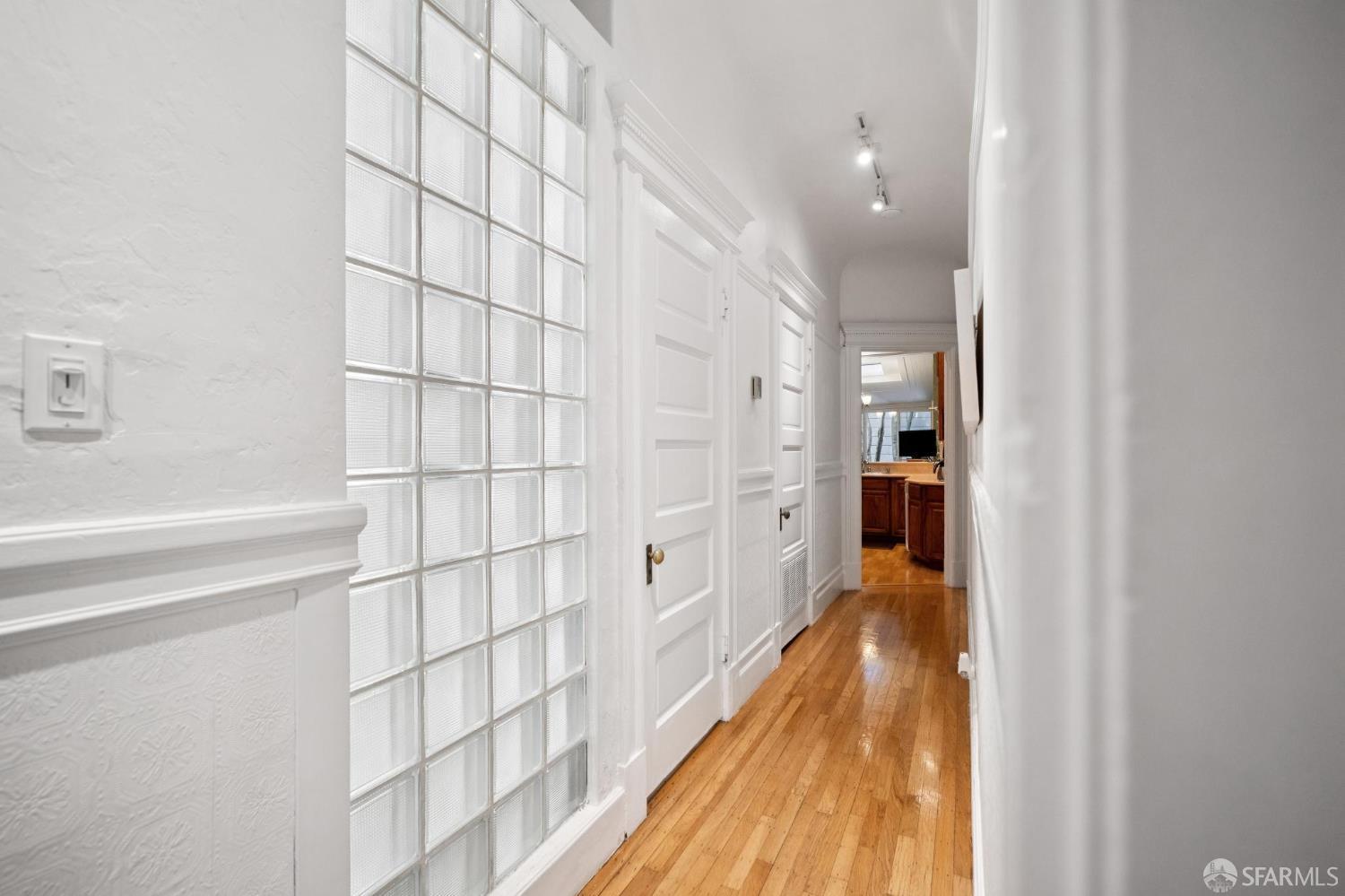 Photo #34: 426136826 Listing: Photo #34