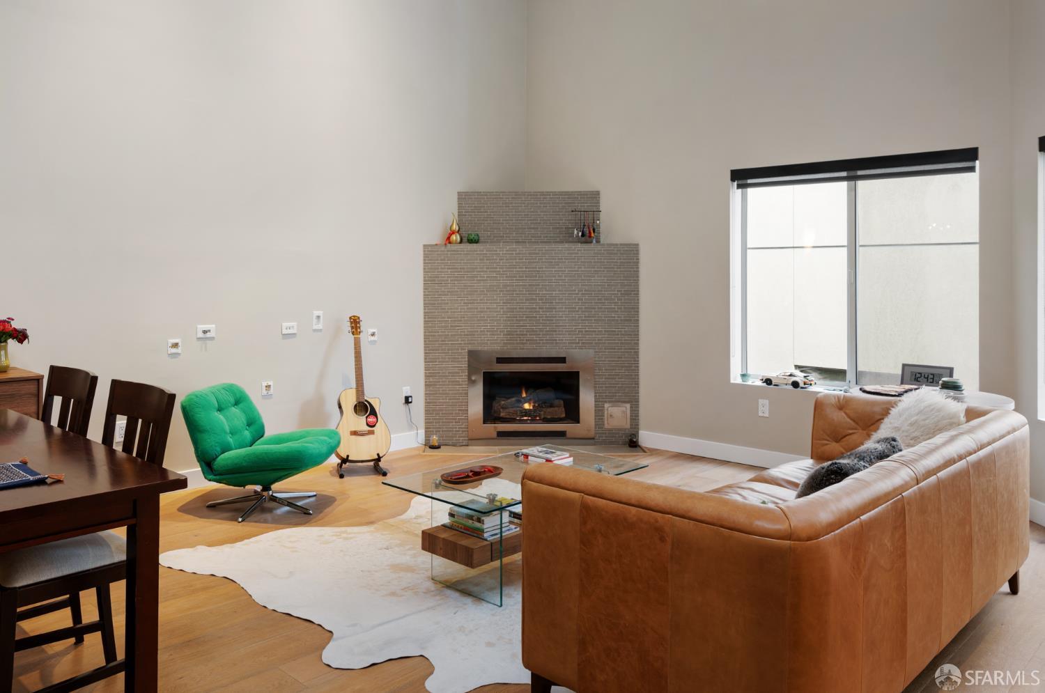 Photo #6: 426136749 Listing: Photo #6
