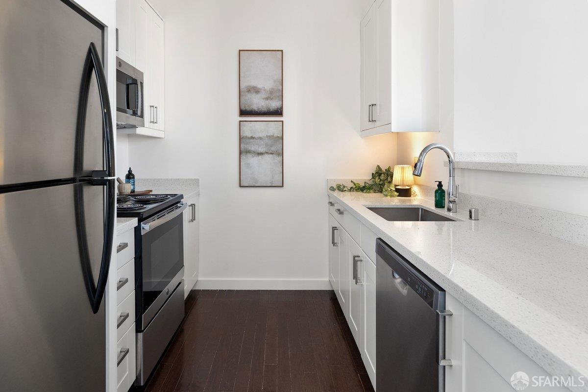 Photo #23: 426136626 Listing: Photo #23