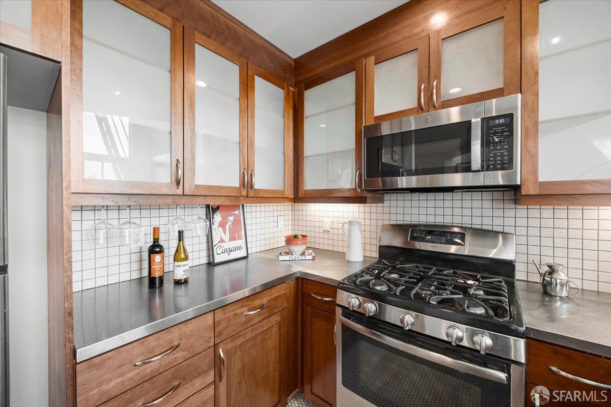 Photo #10: 426136665 Listing: Photo #10