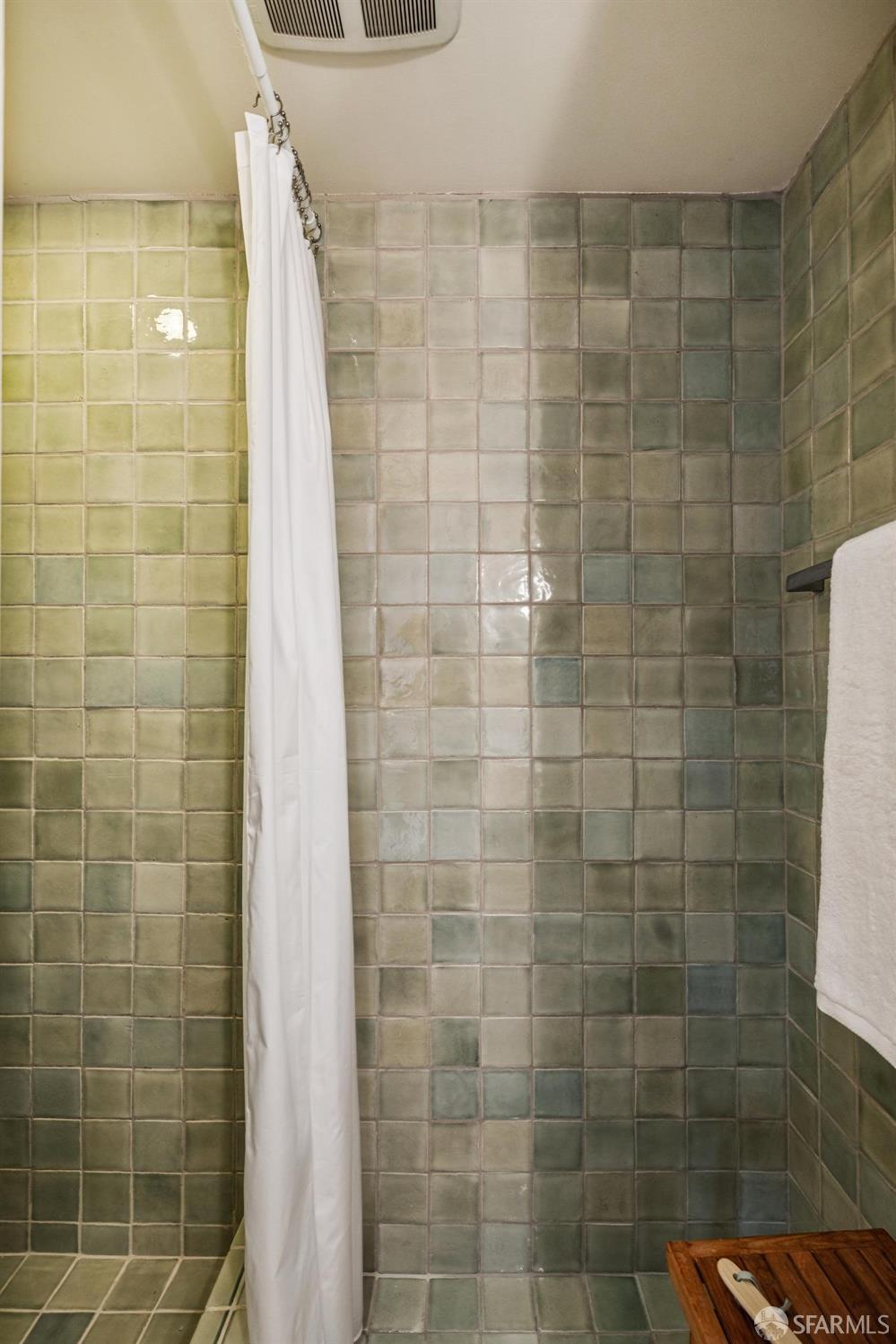 Photo #24: 426136918 Listing: Photo #24