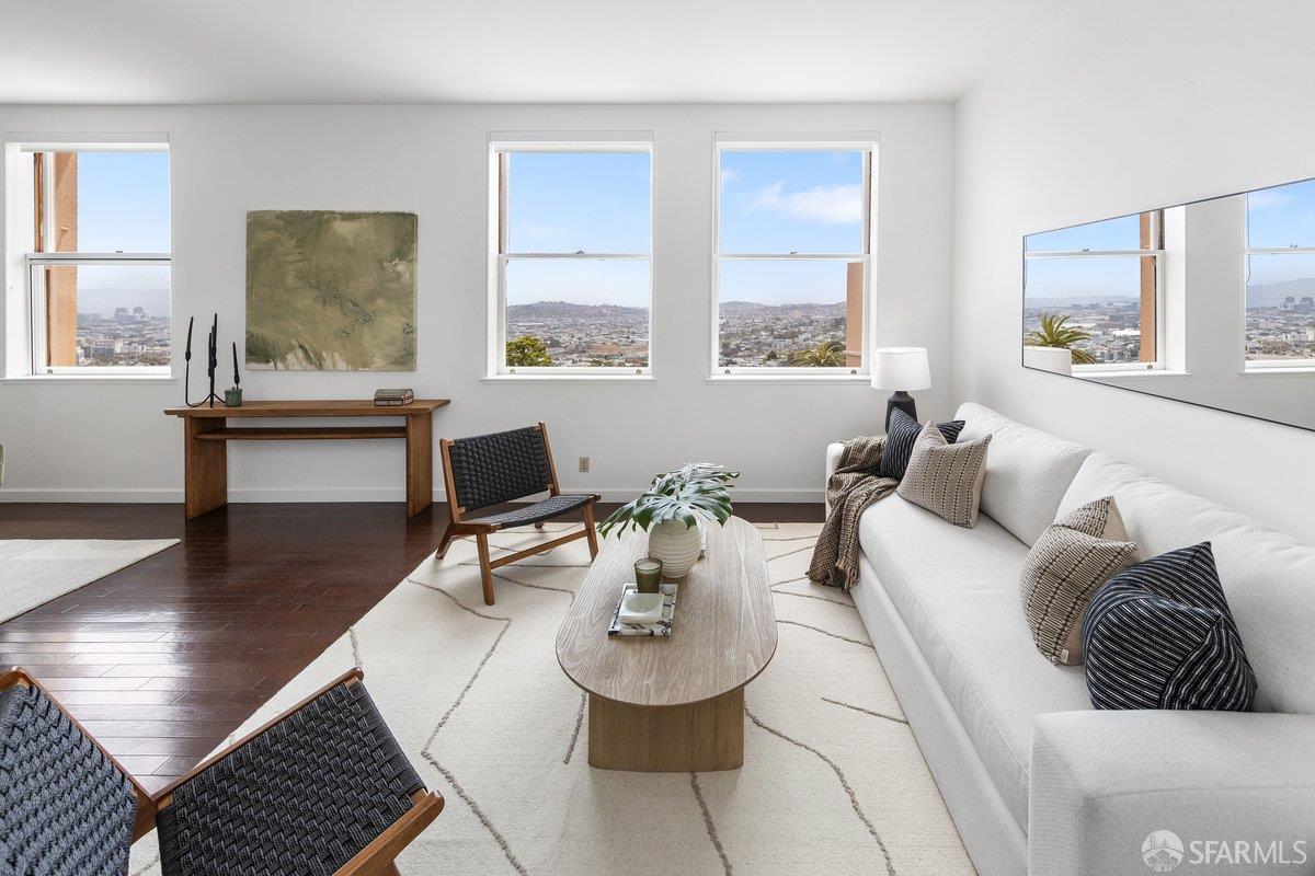 Photo #6: 426136626 Listing: Photo #6