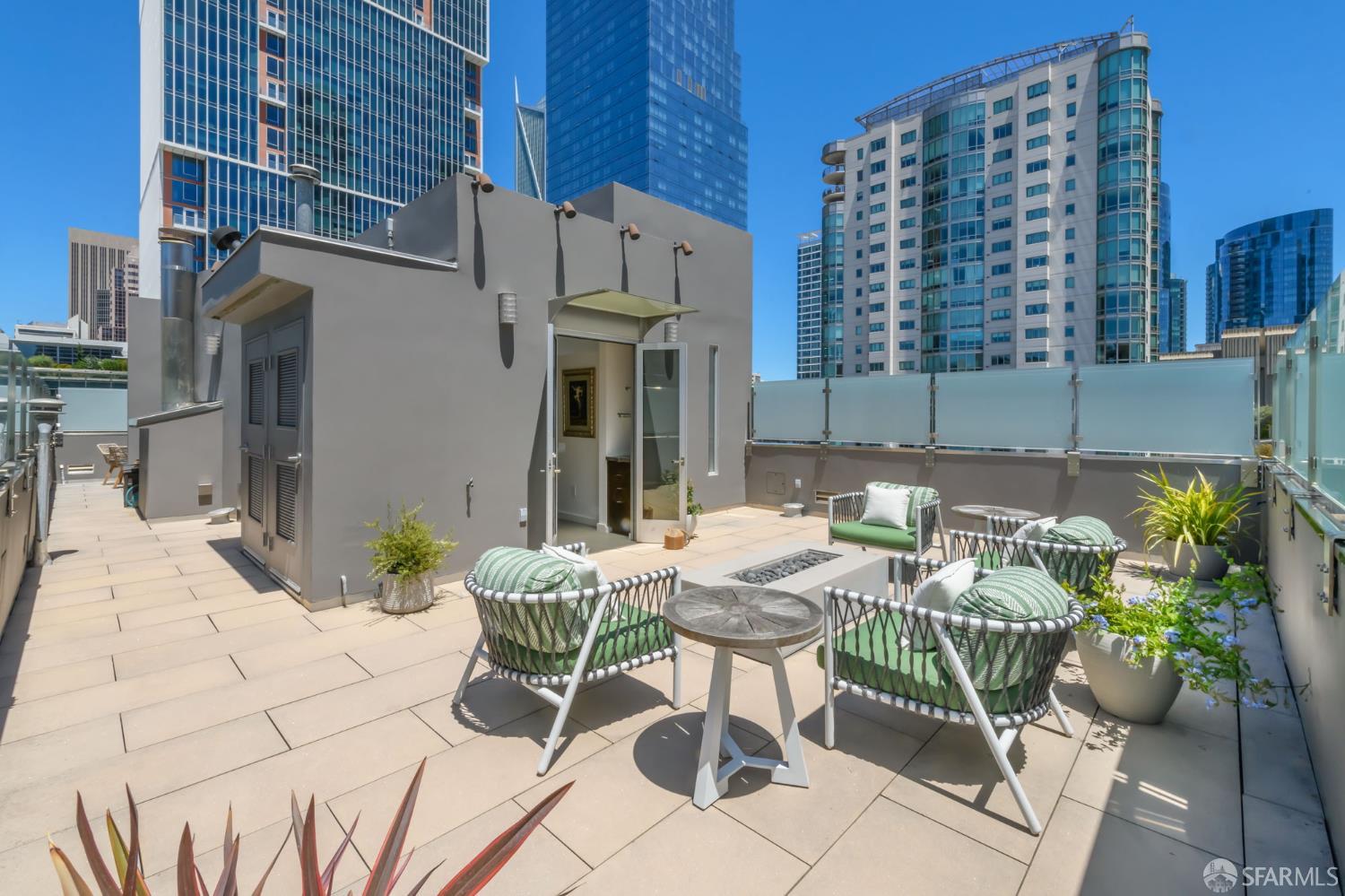 Photo #11: 426135770 Listing: Photo #11