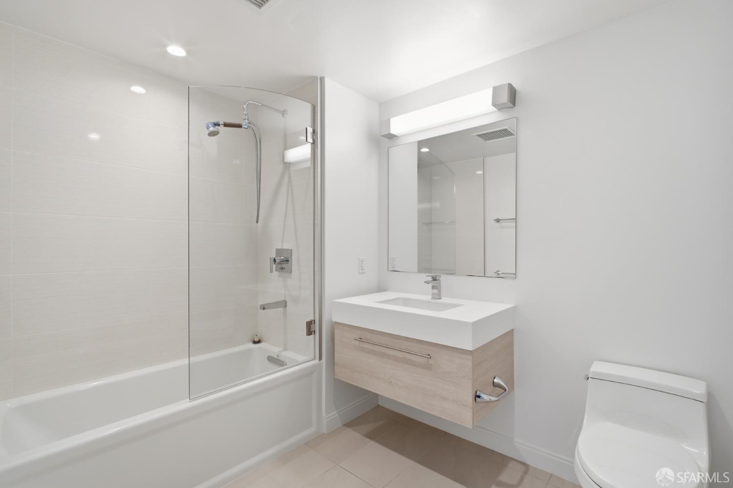 Photo #14: 426127768 Listing: Photo #14